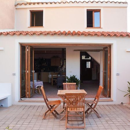 Beni Benius - Typical Restored House In Nurachi Exterior photo